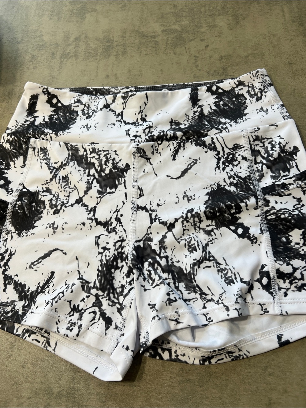 SHEIN Black & White Marble Print High-Waist Bike Shorts